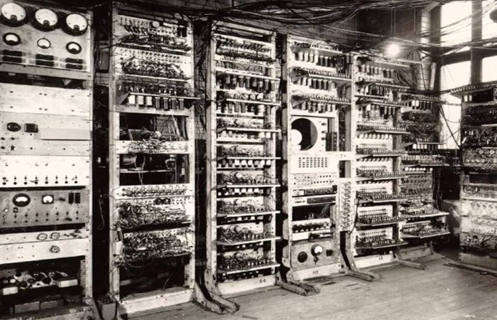 Самый первый в мире компьютер ENIAC