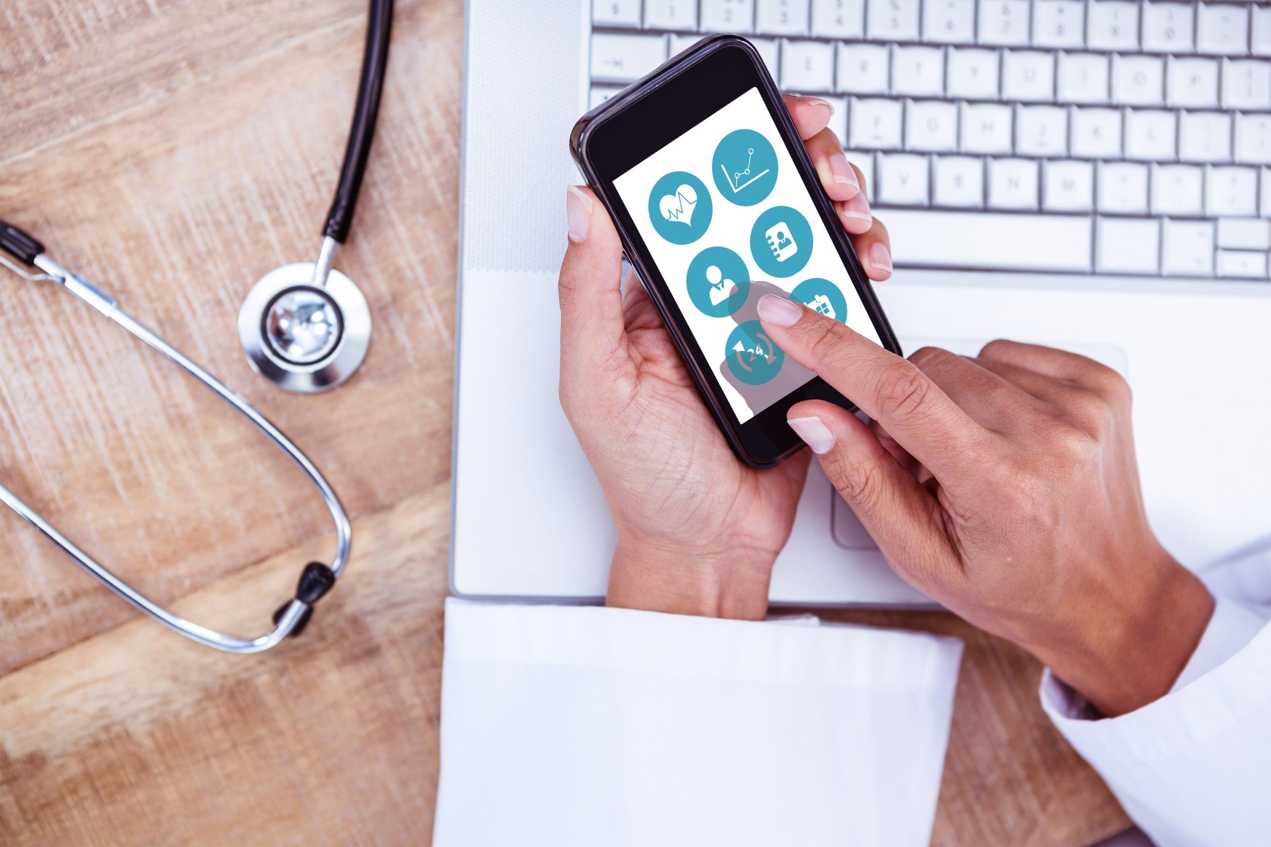 Бесплатное медицинское приложение. Мобильное приложение медицина. Мобильные технологии в медицине. Медицинские приложения. Здравоохранение мобильные приложения.